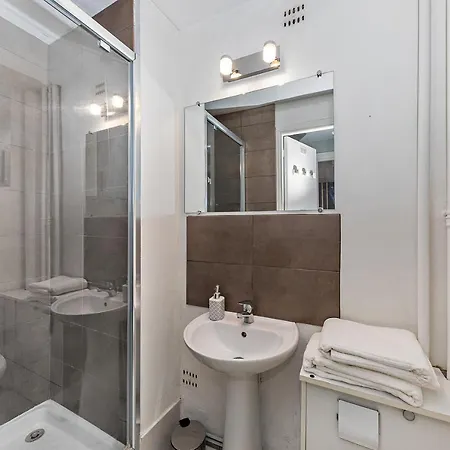 Studio De Charme - Hyper Centre Apartment